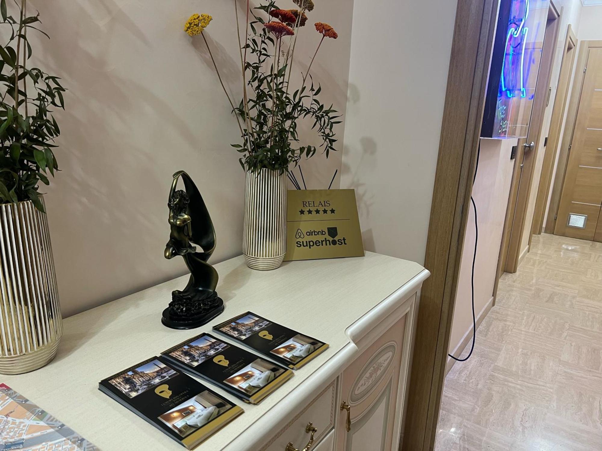 Luxury Inn Opera 罗马 外观 照片